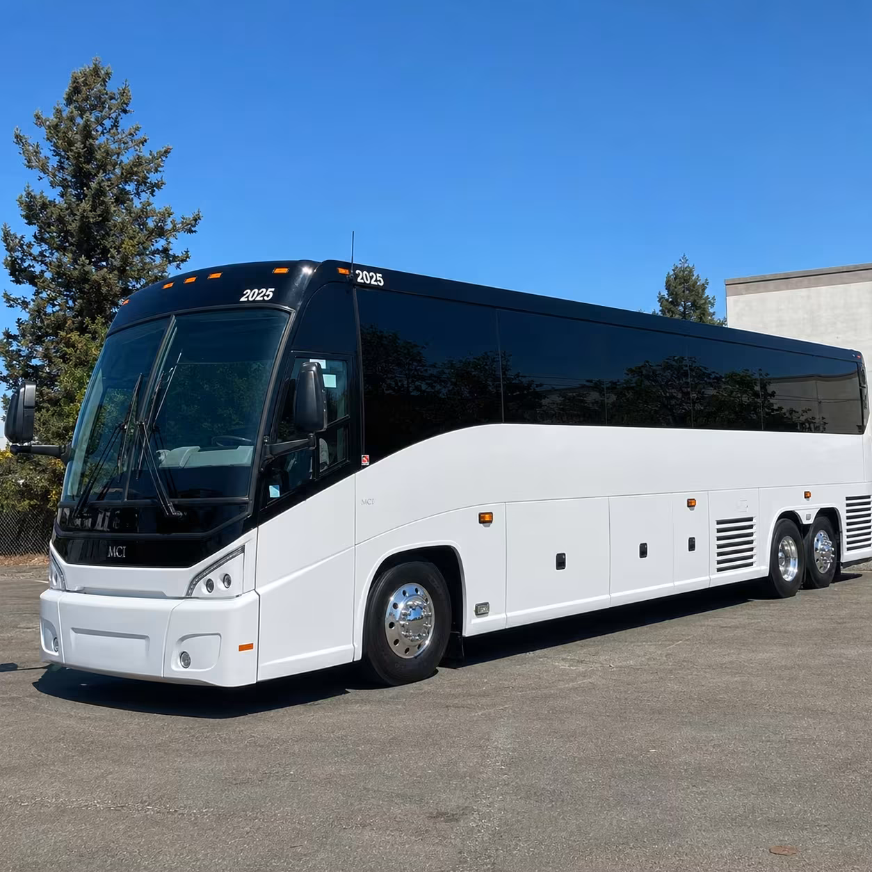 minibus rentals in south fulton for small concert groups