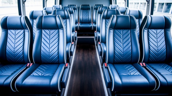 south fulton 25 passenger minibus rental